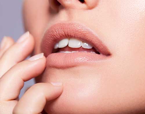 pigmentation on lips (Darkness) treatment in Goregaon